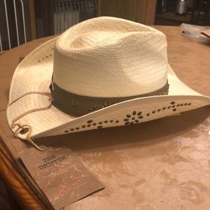 Ladies Cowgirl hat...never used...$25.00